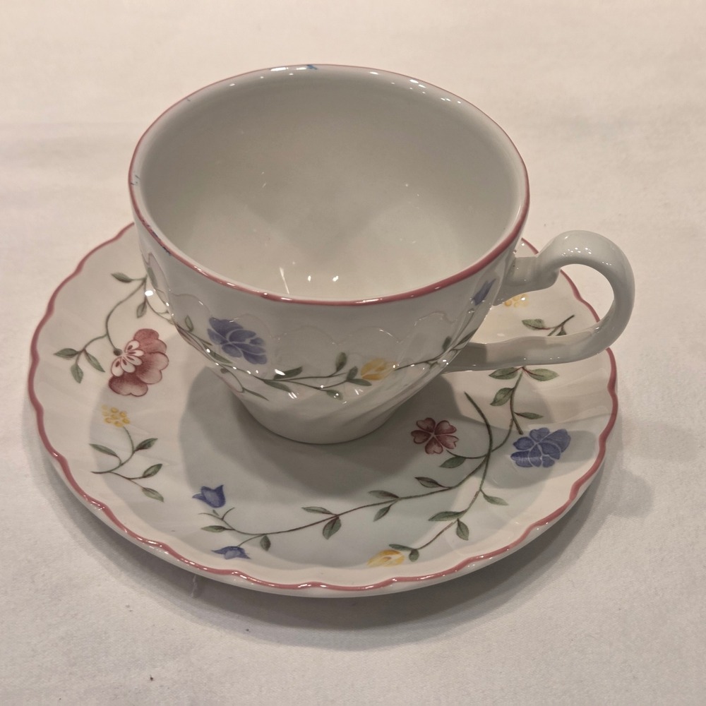 Johnson Brothers Summer Chintz Tea Cup and Saucer Set Floral Made in England
